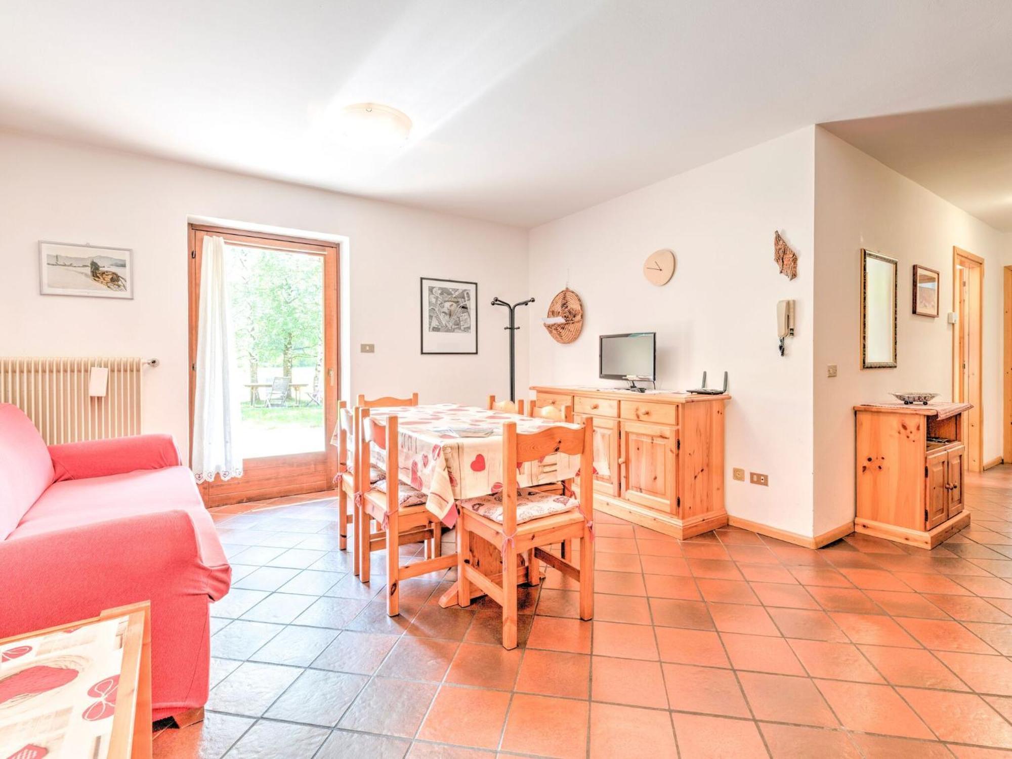 Spacious Chalet With Garden Near Ski Area In Tyrol Pozza di Fassa Buitenkant foto