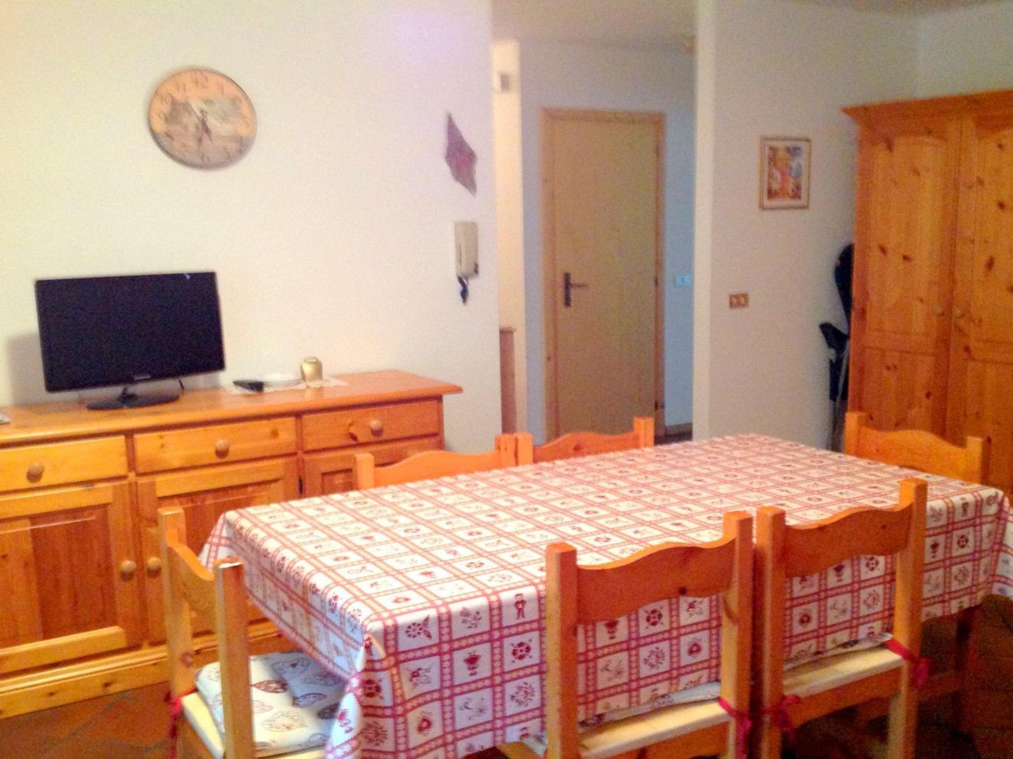 Spacious Chalet With Garden Near Ski Area In Tyrol Pozza di Fassa Buitenkant foto