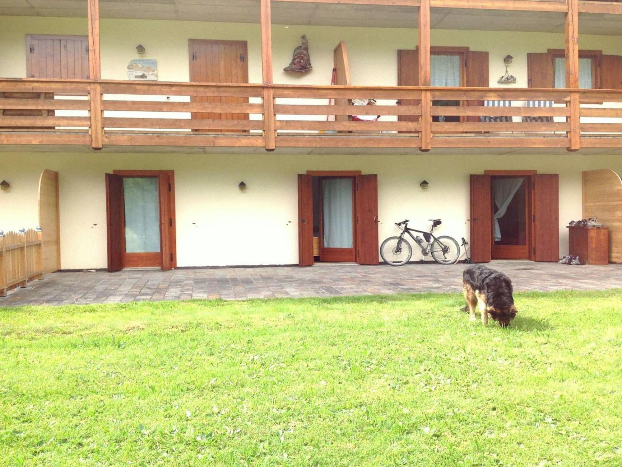 Spacious Chalet With Garden Near Ski Area In Tyrol Pozza di Fassa Buitenkant foto